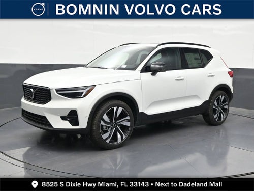 2026 Volvo XC40 B5 Ultra