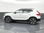 2026 Volvo XC40 B5 Ultra