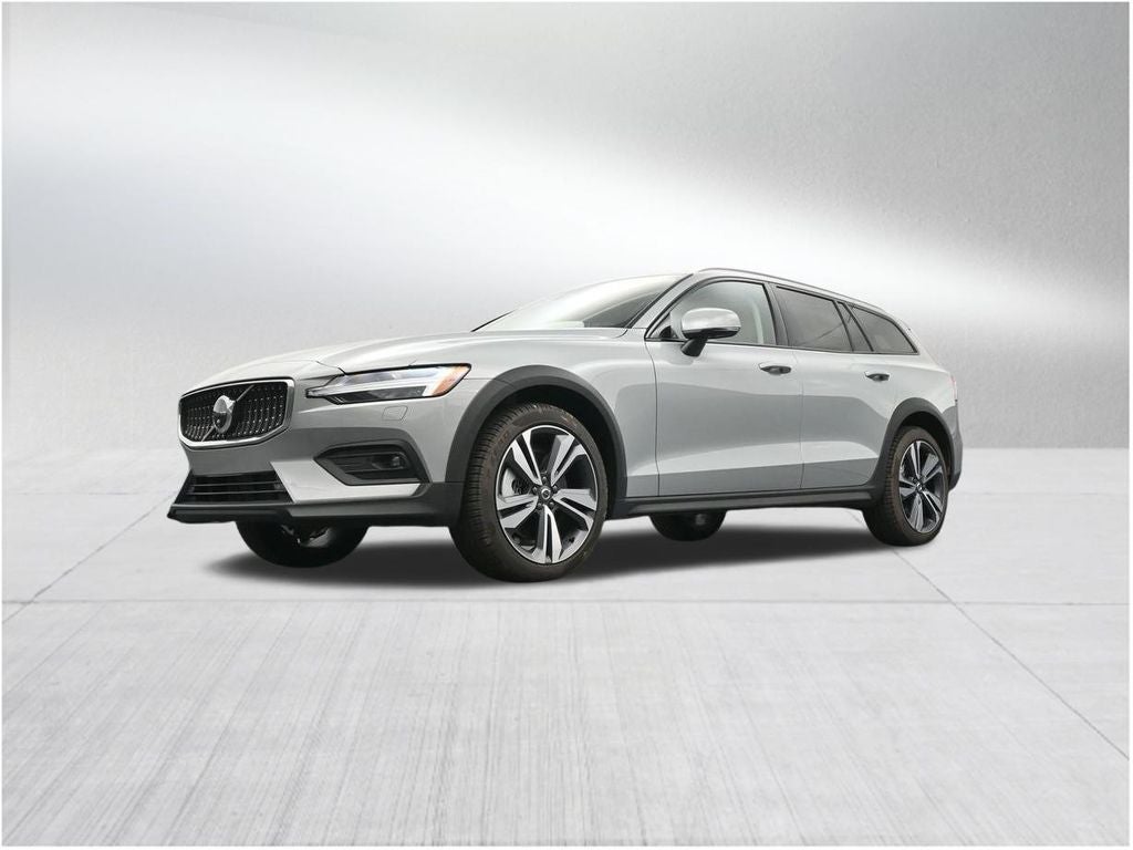 2026 Volvo V60 Cross Country B5 Plus