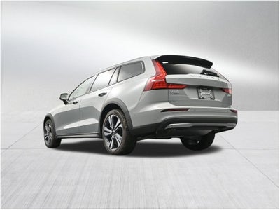 2026 Volvo V60 Cross Country B5 Plus