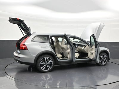 2026 Volvo V60 Cross Country B5 Plus