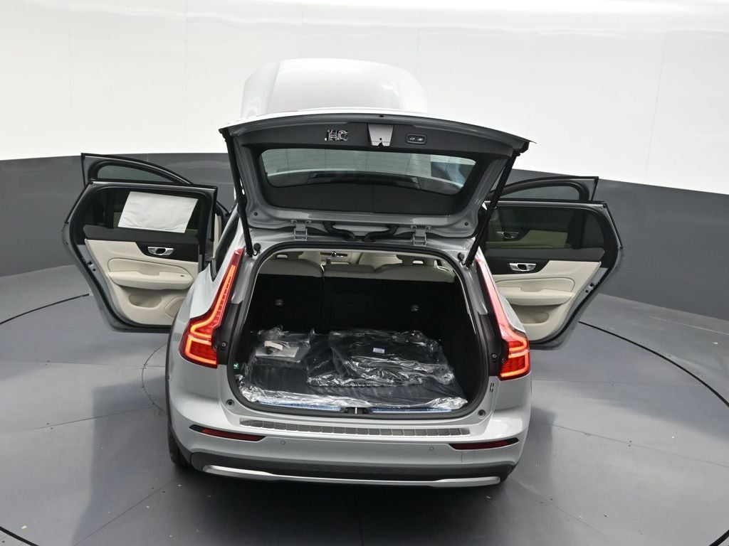 2026 Volvo V60 Cross Country B5 Plus