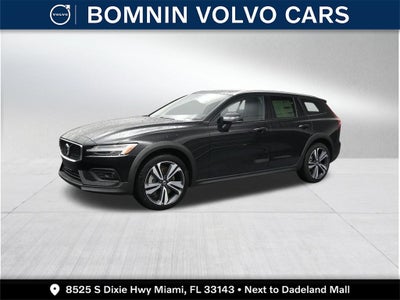 2026 Volvo V60 Cross Country B5 Plus
