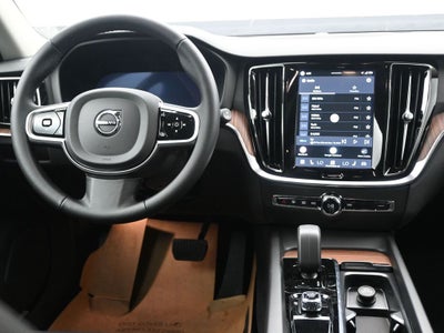 2026 Volvo V60 Cross Country B5 Plus