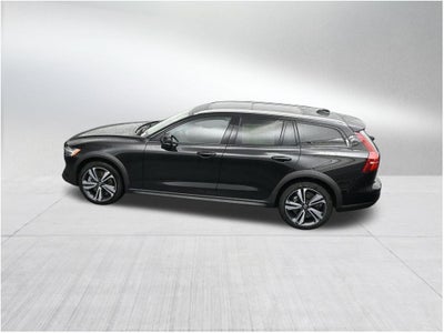 2026 Volvo V60 Cross Country B5 Plus