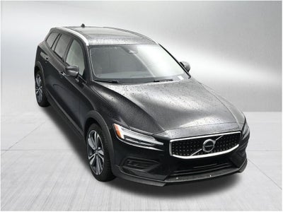 2026 Volvo V60 Cross Country B5 Plus