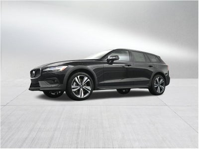 2026 Volvo V60 Cross Country B5 Plus