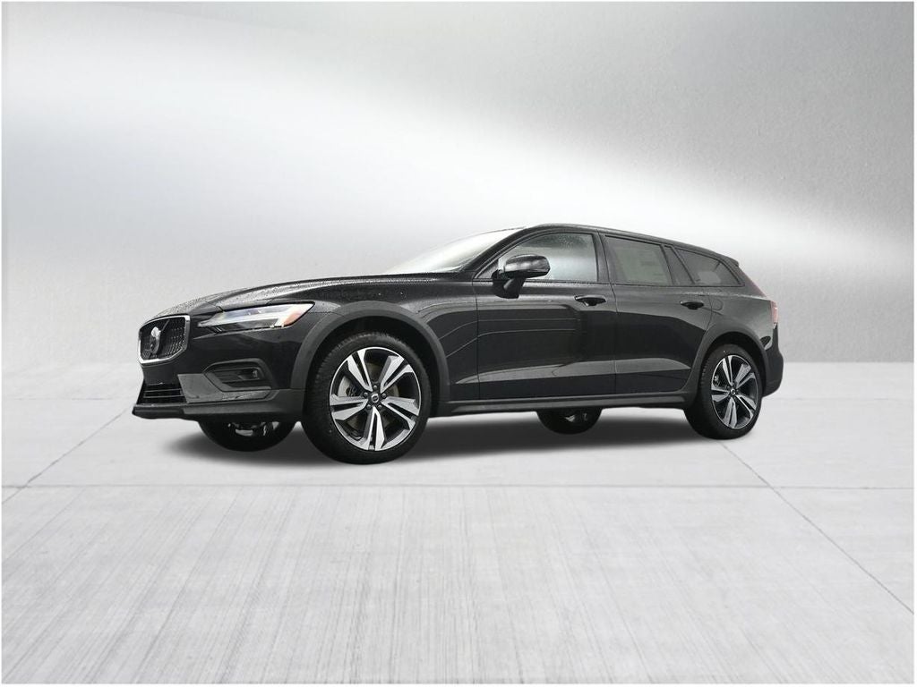2026 Volvo V60 Cross Country B5 Plus
