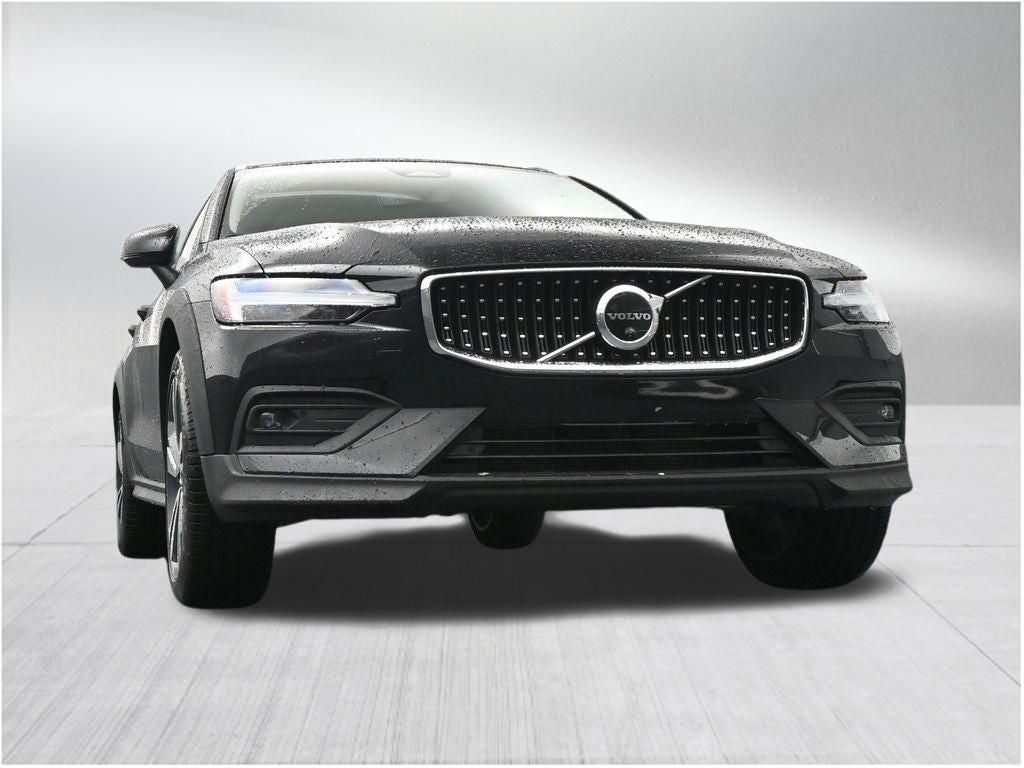 2026 Volvo V60 Cross Country B5 Plus