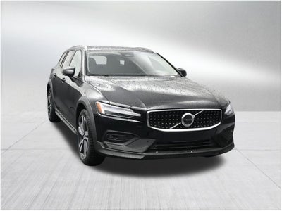 2026 Volvo V60 Cross Country B5 Plus