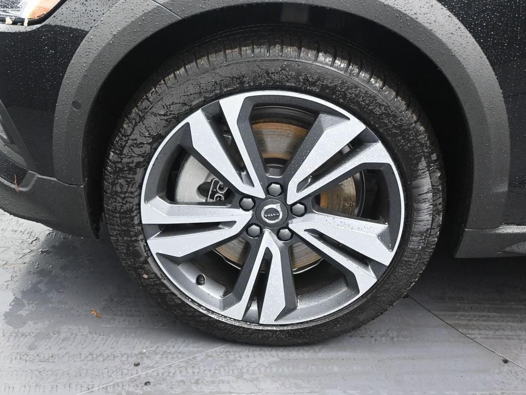 2026 Volvo V60 Cross Country B5 Plus