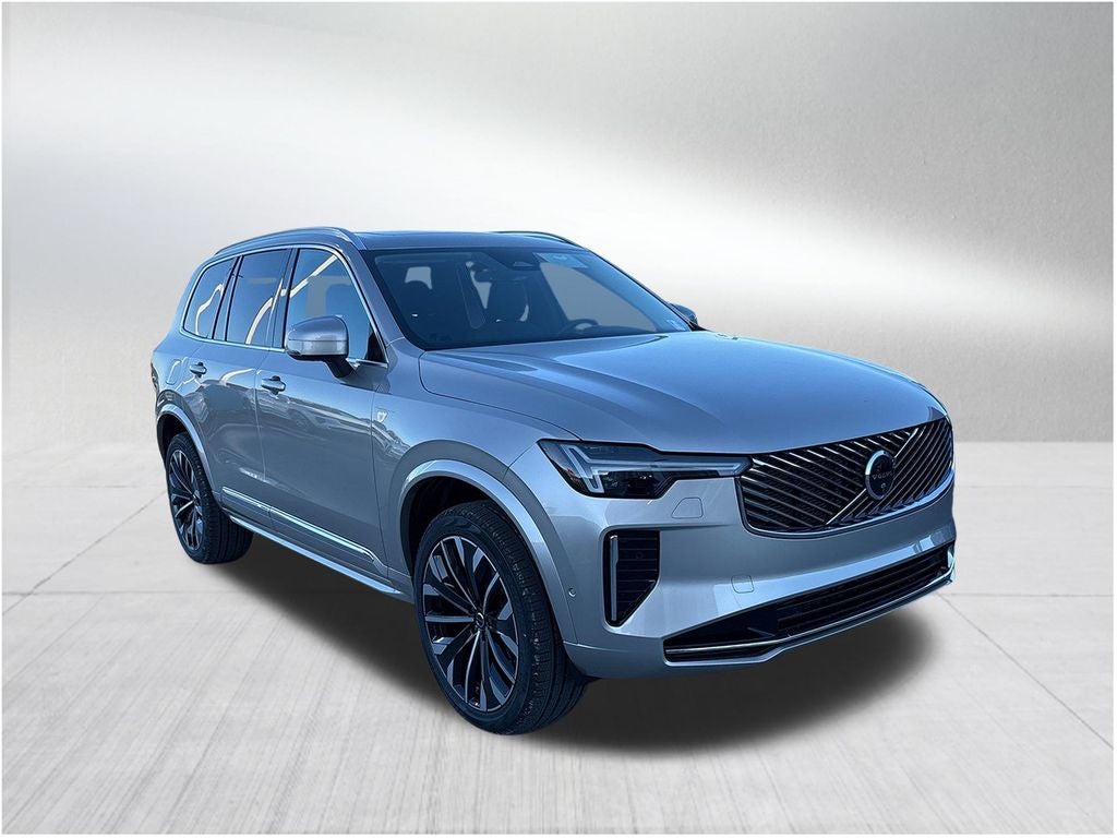 2026 Volvo XC90 B5 Plus