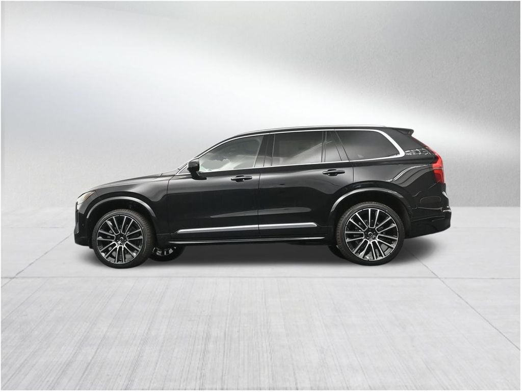 2026 Volvo XC90 B5 Plus