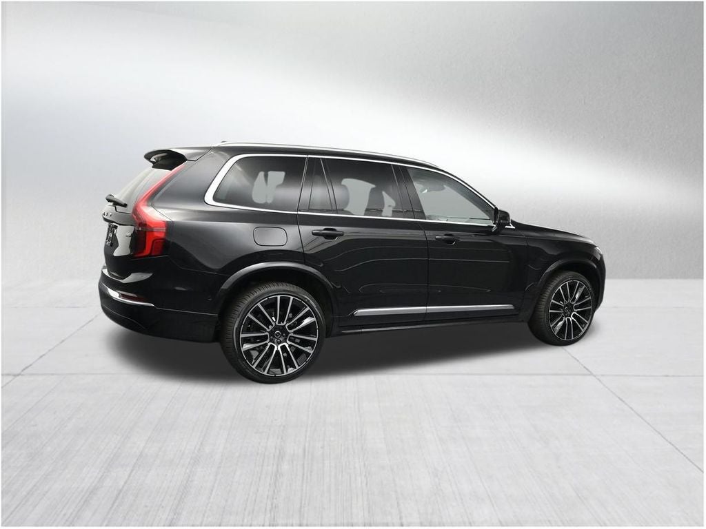 2026 Volvo XC90 B5 Plus