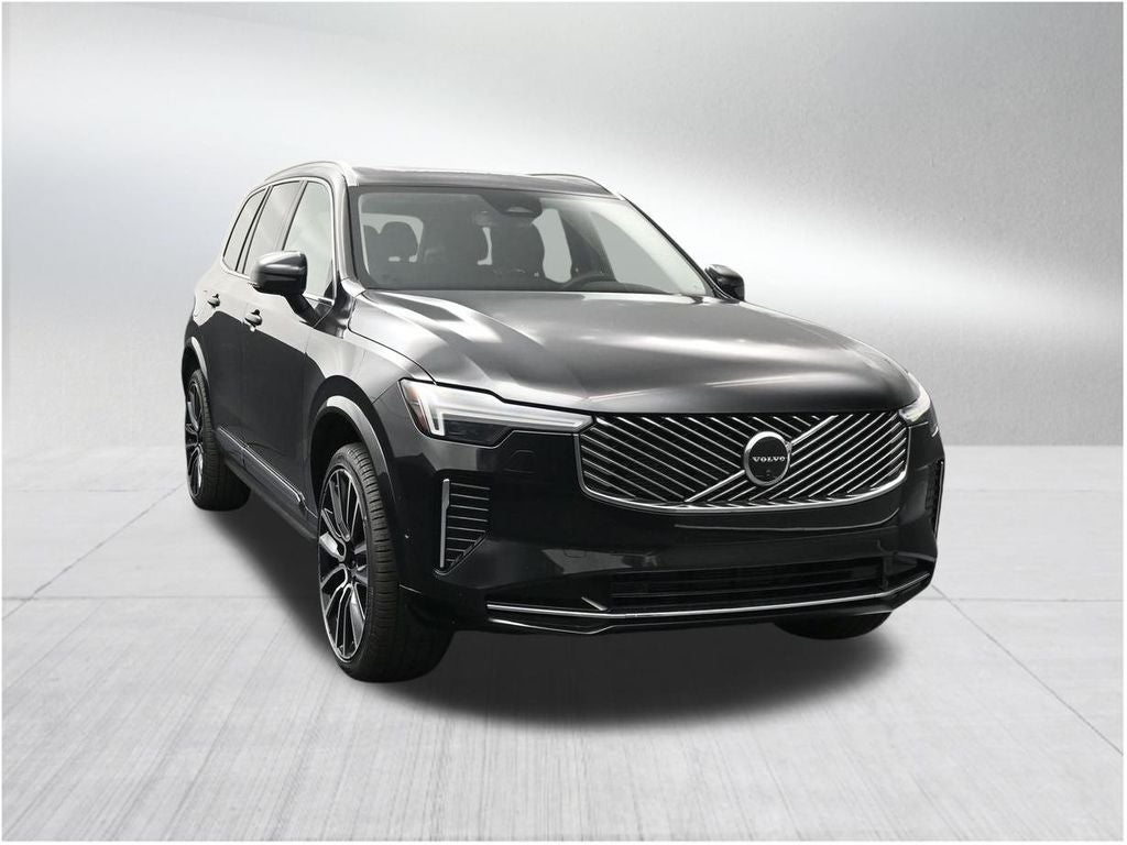 2026 Volvo XC90 B5 Plus