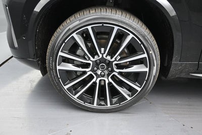 2026 Volvo XC90 B5 Plus