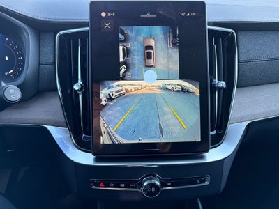 2026 Volvo XC90 B5 Plus