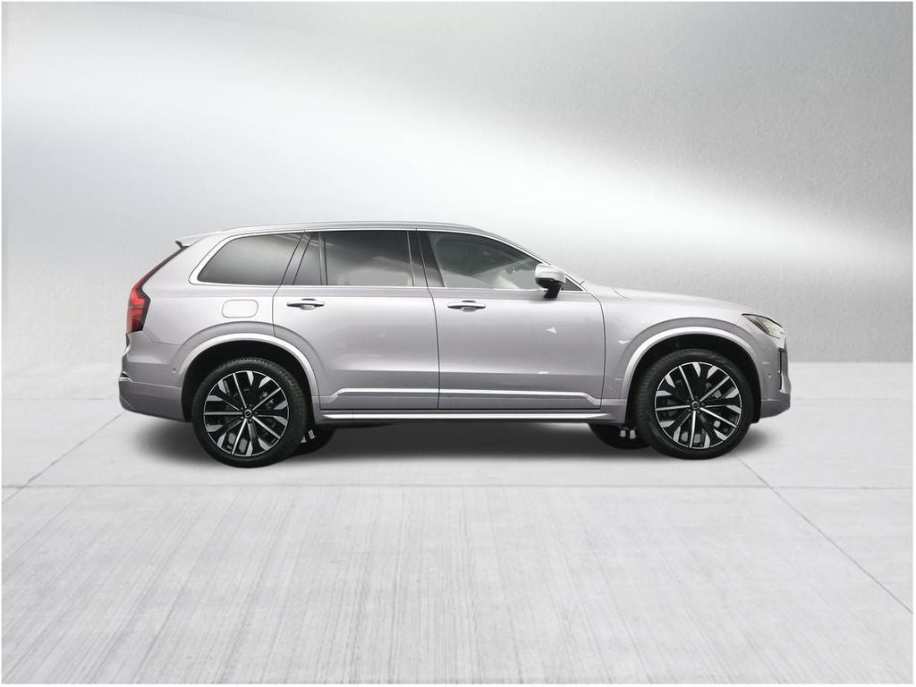 2026 Volvo XC90 B5 Plus