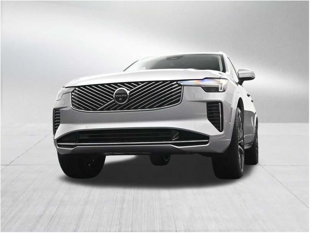 2026 Volvo XC90 B5 Plus