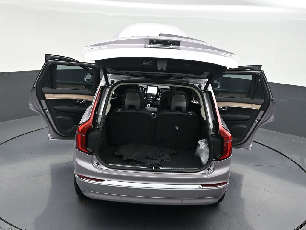 2026 Volvo XC90 B5 Plus