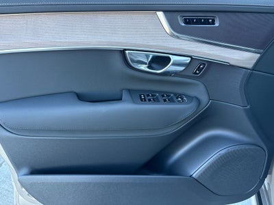 2026 Volvo XC90 B5 Plus