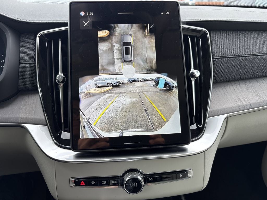 2026 Volvo XC90 B5 Ultra 6-Seater