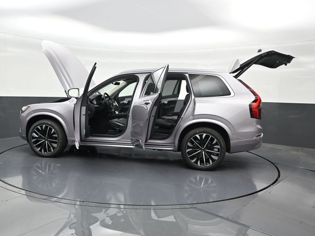 2026 Volvo XC90 B5 Ultra 6-Seater