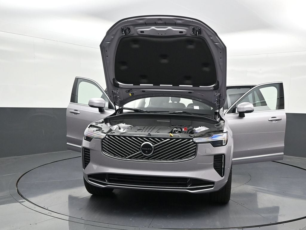 2026 Volvo XC90 B5 Ultra 6-Seater