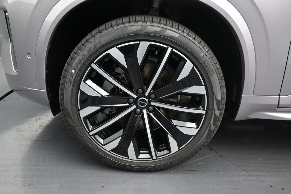 2026 Volvo XC90 B5 Ultra 6-Seater