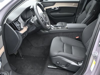 2026 Volvo XC90 B5 Plus