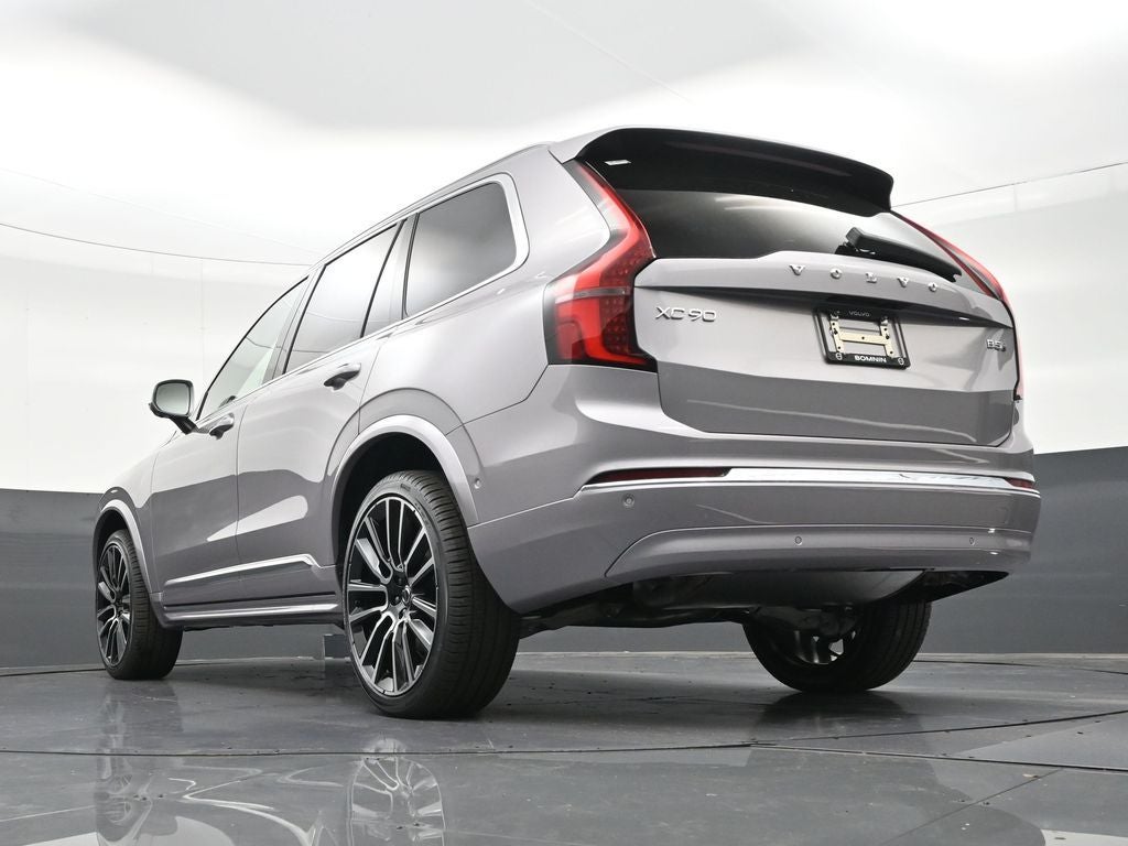 2026 Volvo XC90 B5 Plus