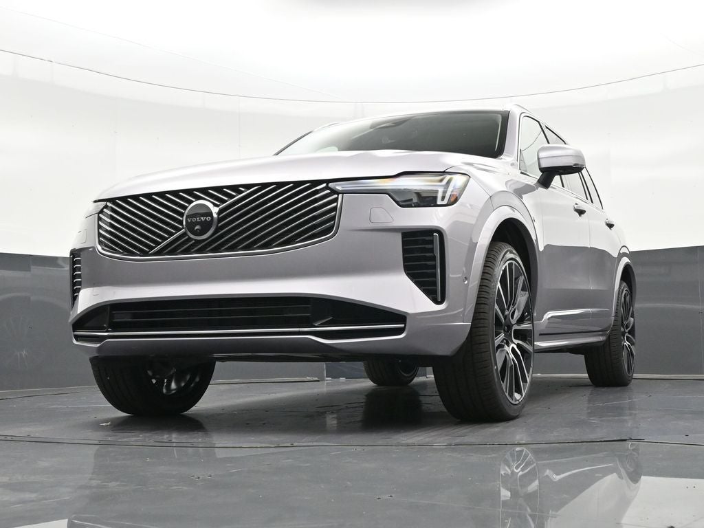 2026 Volvo XC90 B5 Plus