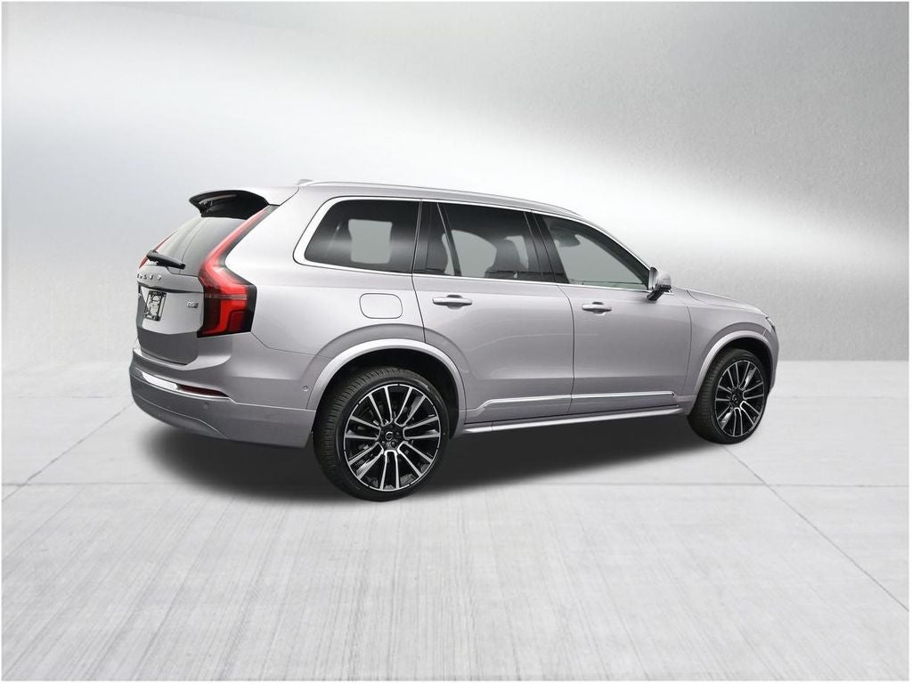 2026 Volvo XC90 B5 Plus