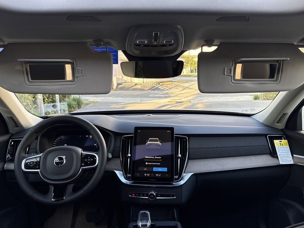 2026 Volvo XC90 B5 Plus