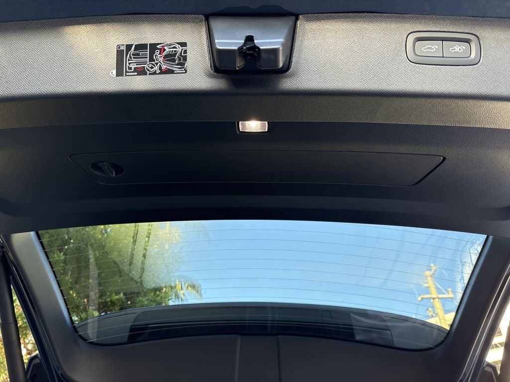 2026 Volvo XC90 B5 Plus