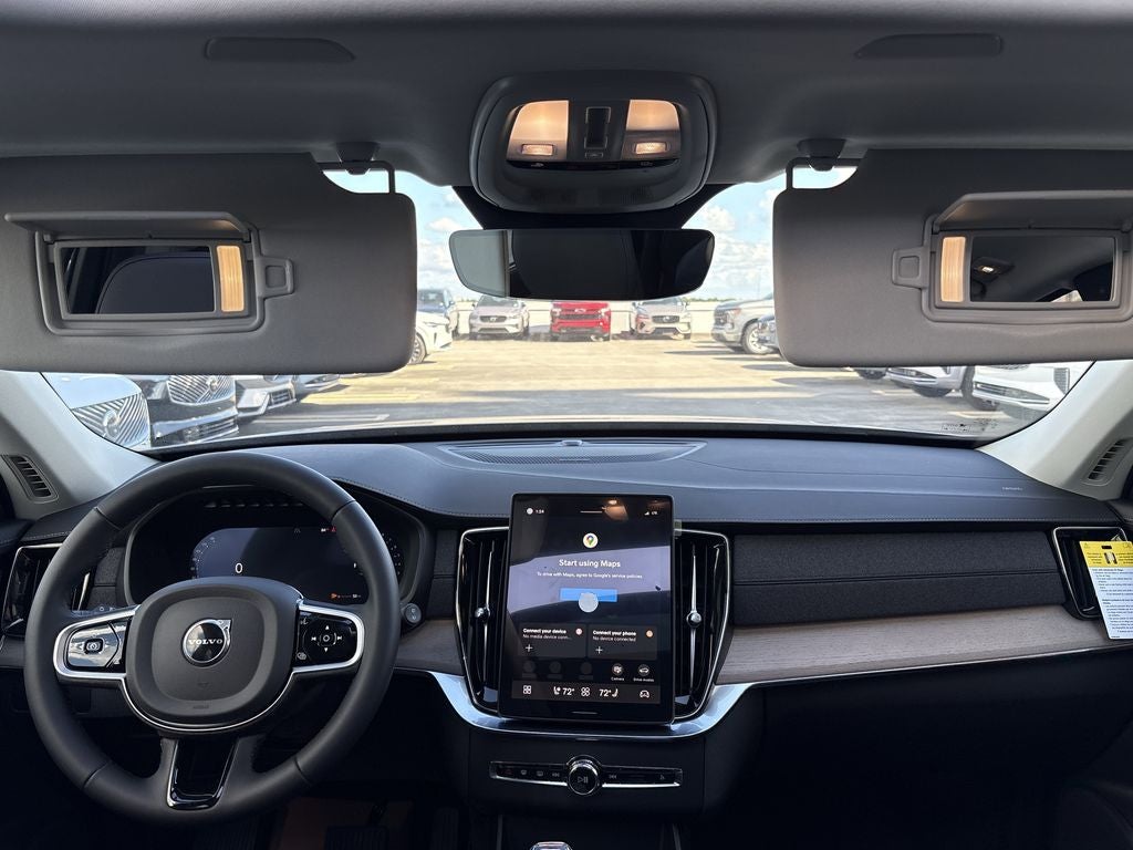 2026 Volvo XC90 B5 Plus