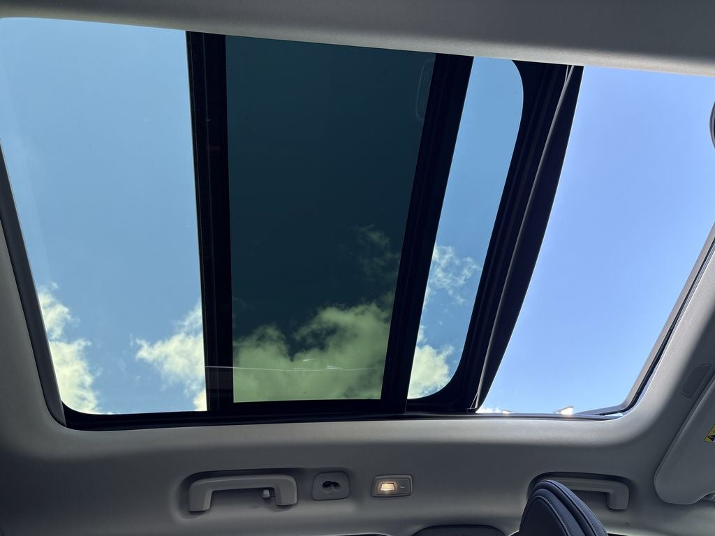 2026 Volvo XC90 B5 Plus