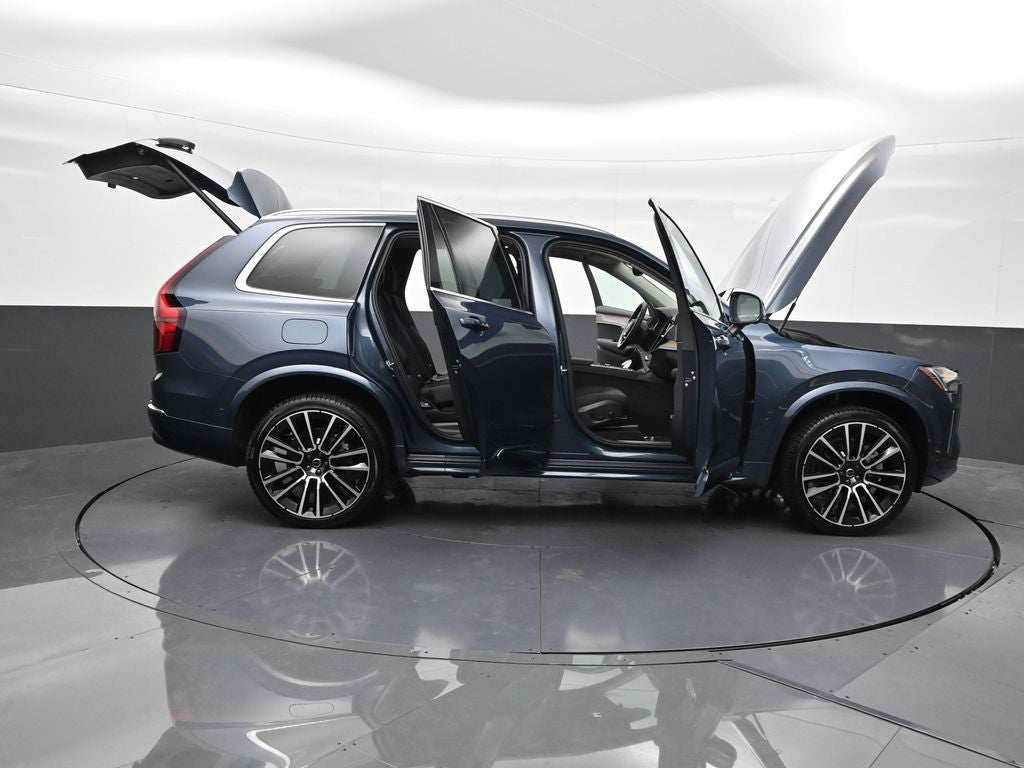 2026 Volvo XC90 B5 Plus