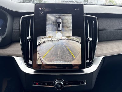 2026 Volvo XC90 B5 Plus