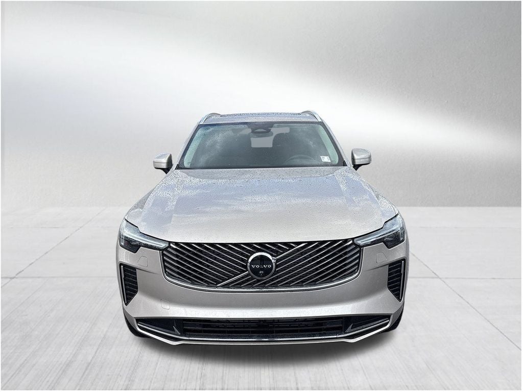 2026 Volvo XC90 B5 Plus