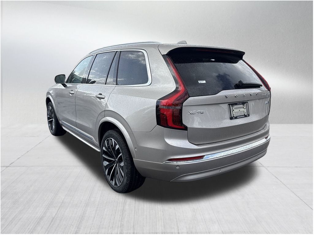 2026 Volvo XC90 B5 Plus