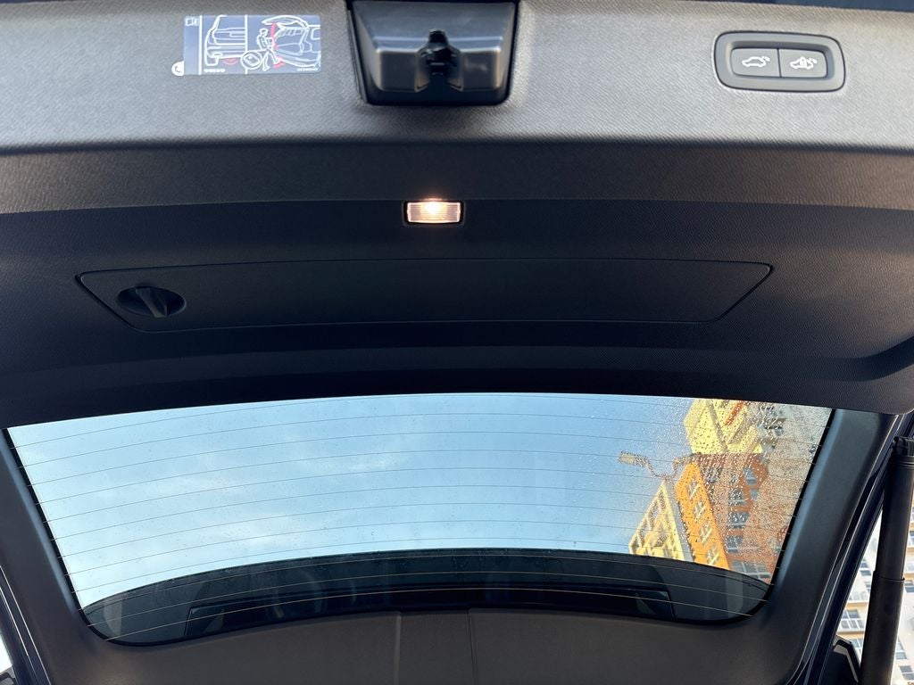 2026 Volvo XC90 B5 Plus
