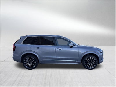 2026 Volvo XC90 B5 Plus