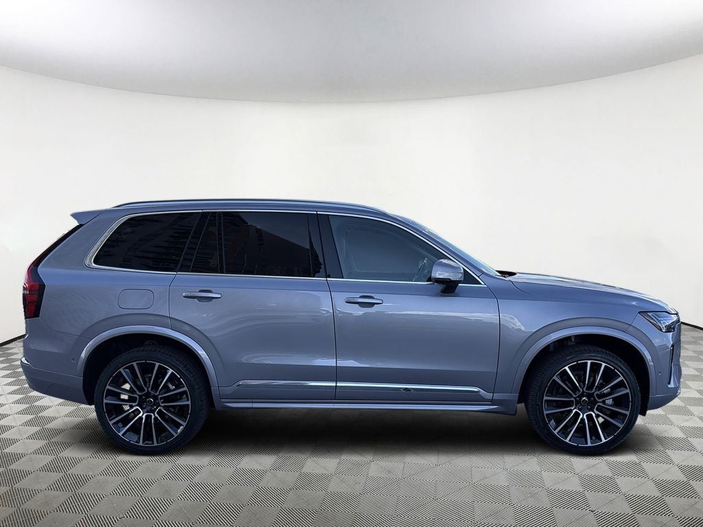 2026 Volvo XC90 B5 Plus