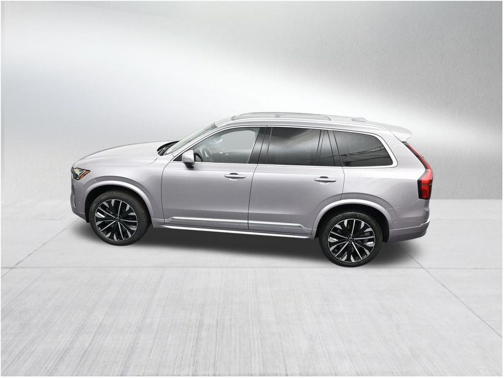 2026 Volvo XC90 B5 Plus