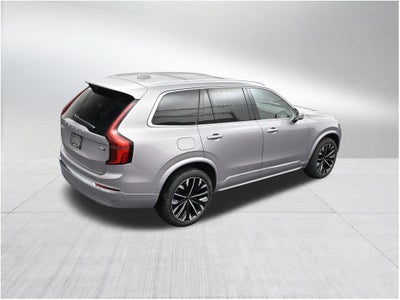 2026 Volvo XC90 B5 Plus