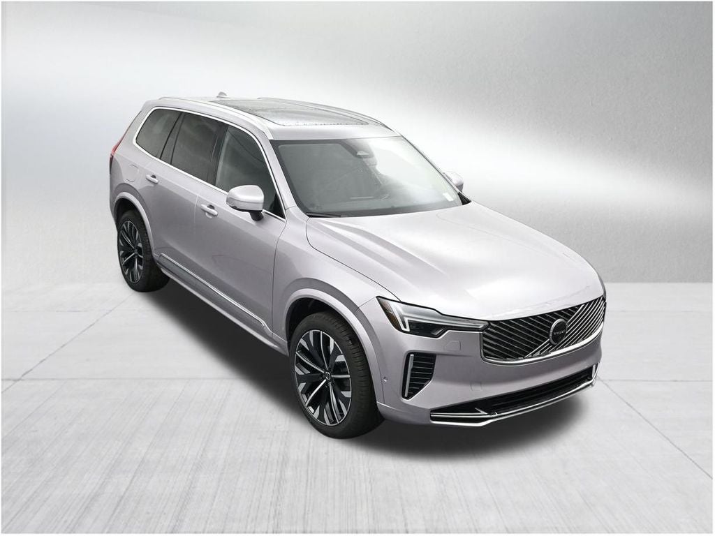 2026 Volvo XC90 B5 Plus