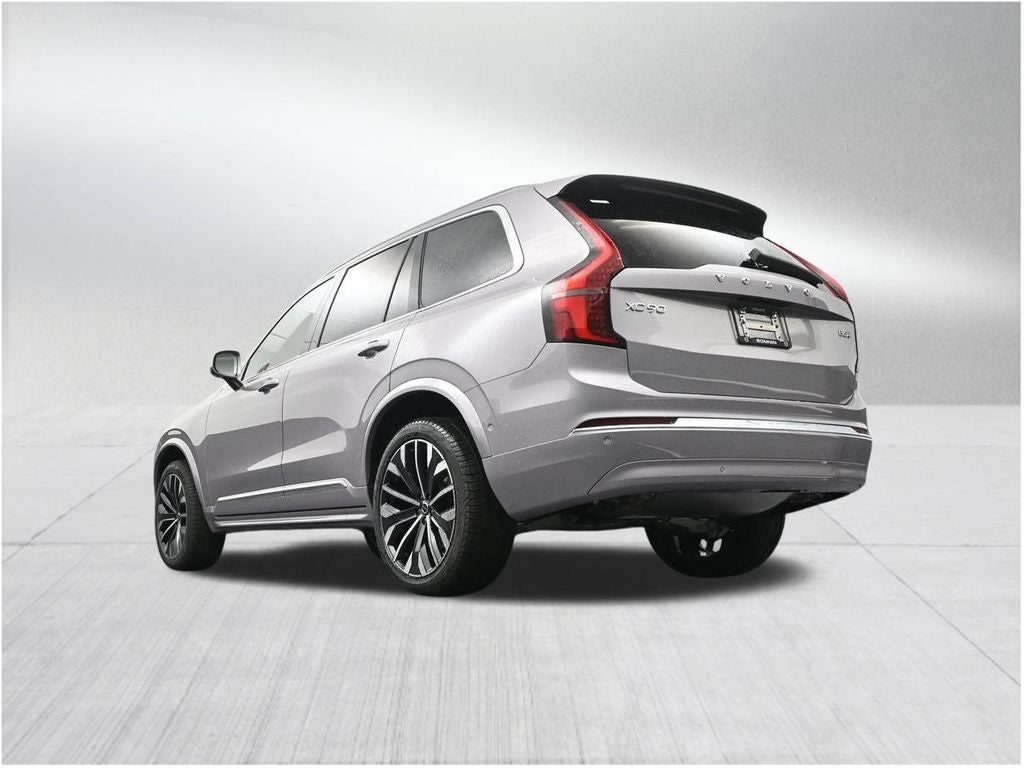 2026 Volvo XC90 B5 Plus