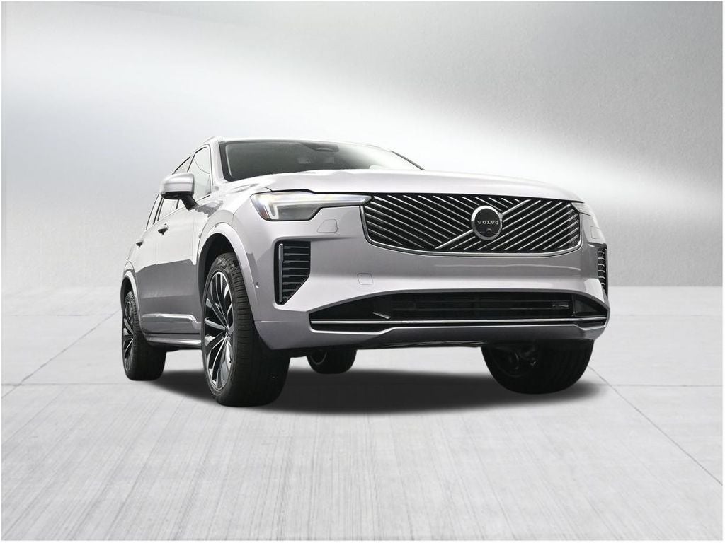 2026 Volvo XC90 B5 Plus