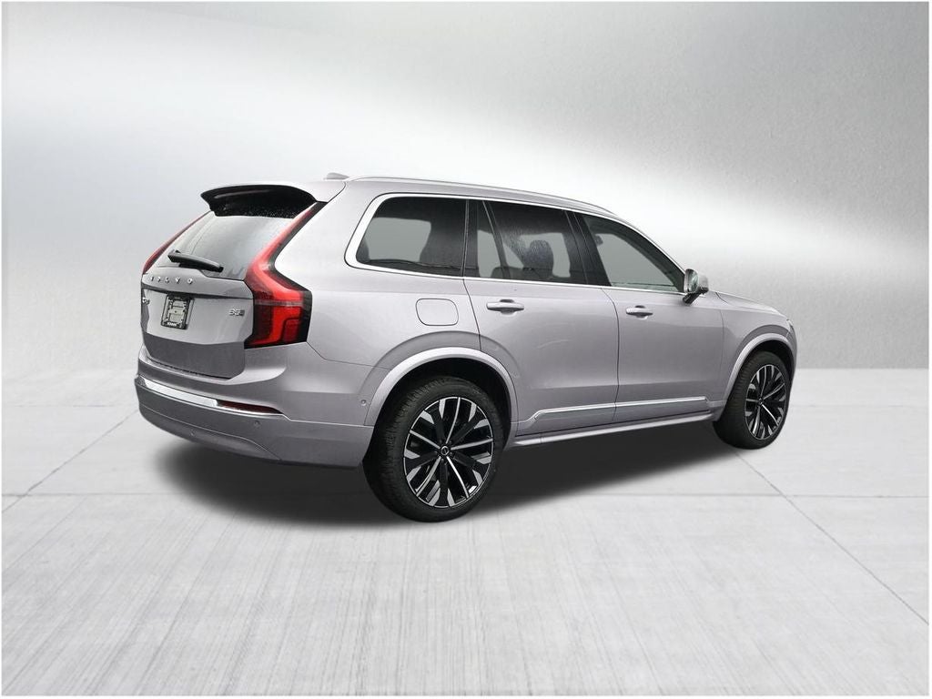 2026 Volvo XC90 B5 Plus